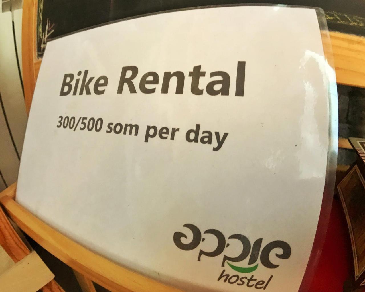 Apple Hostel Bishkek Ngoại thất bức ảnh